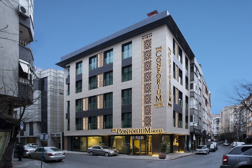 The Conforium Hotel - Image 1