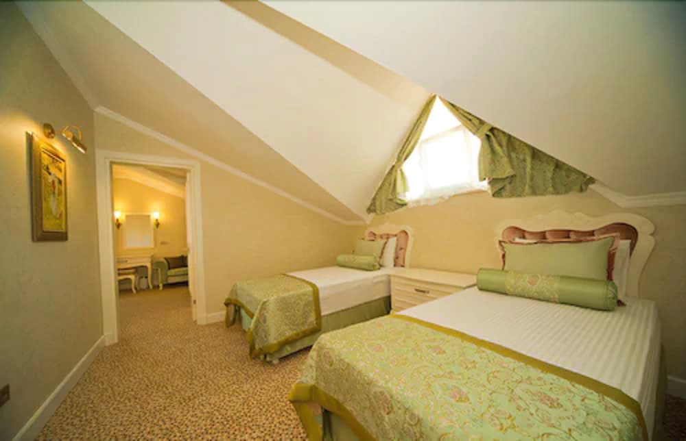 Grand Göcek Hotel - Image 4