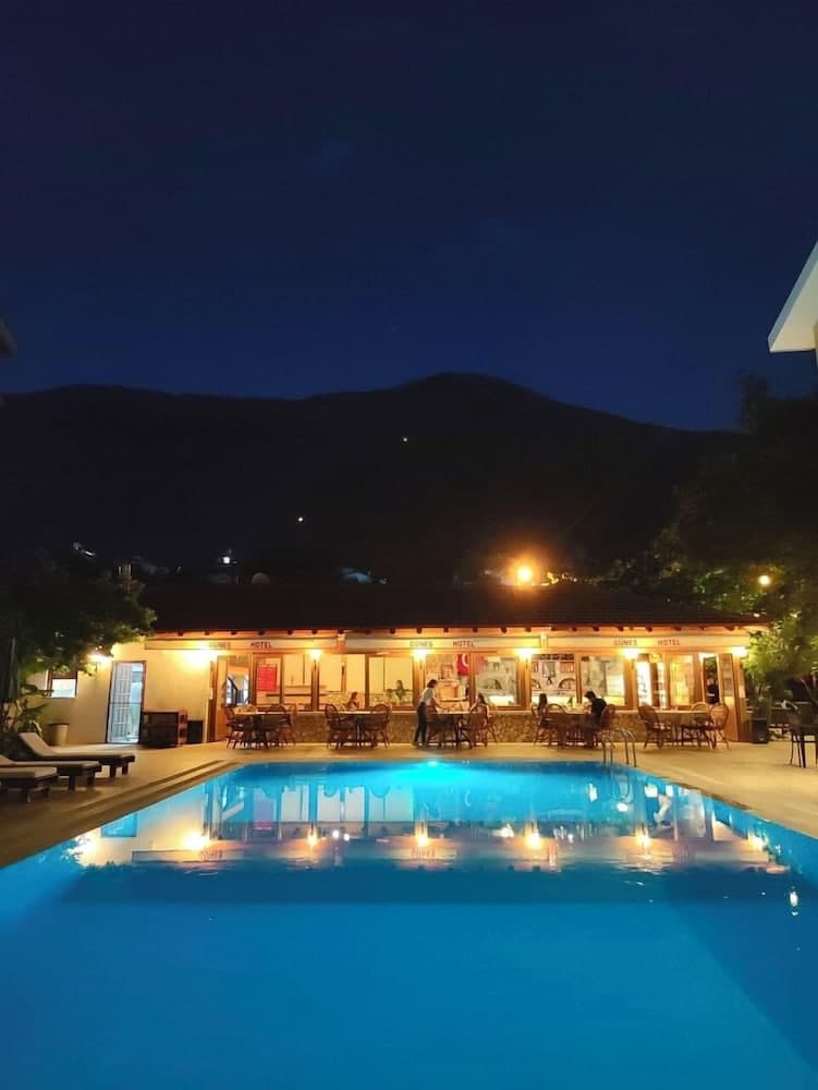 Gunes Otel & Daireler - Image 2