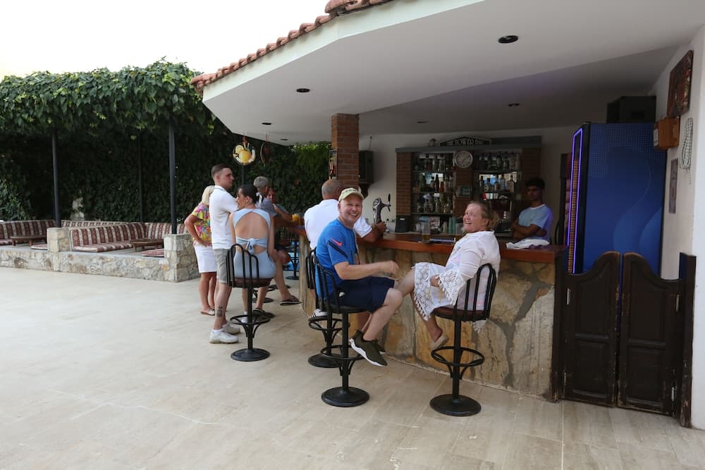 The Tower Hotel - Image 2