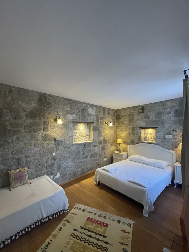 Alacati Otel Masala - Image 3