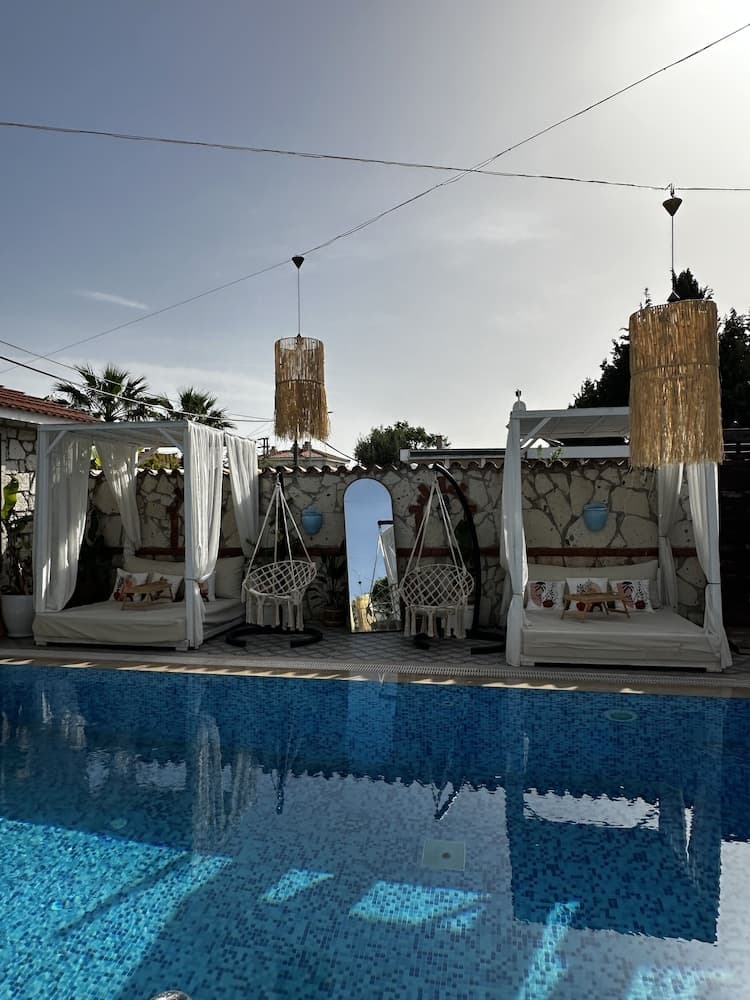 Ala Konak - Image 3