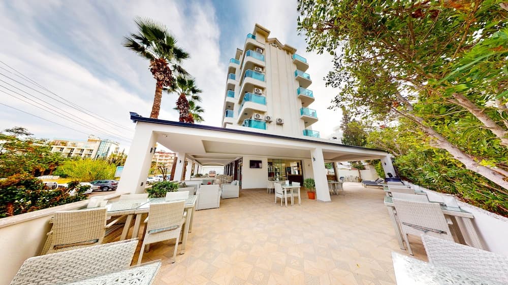 Moda Beach Otel - Image 1