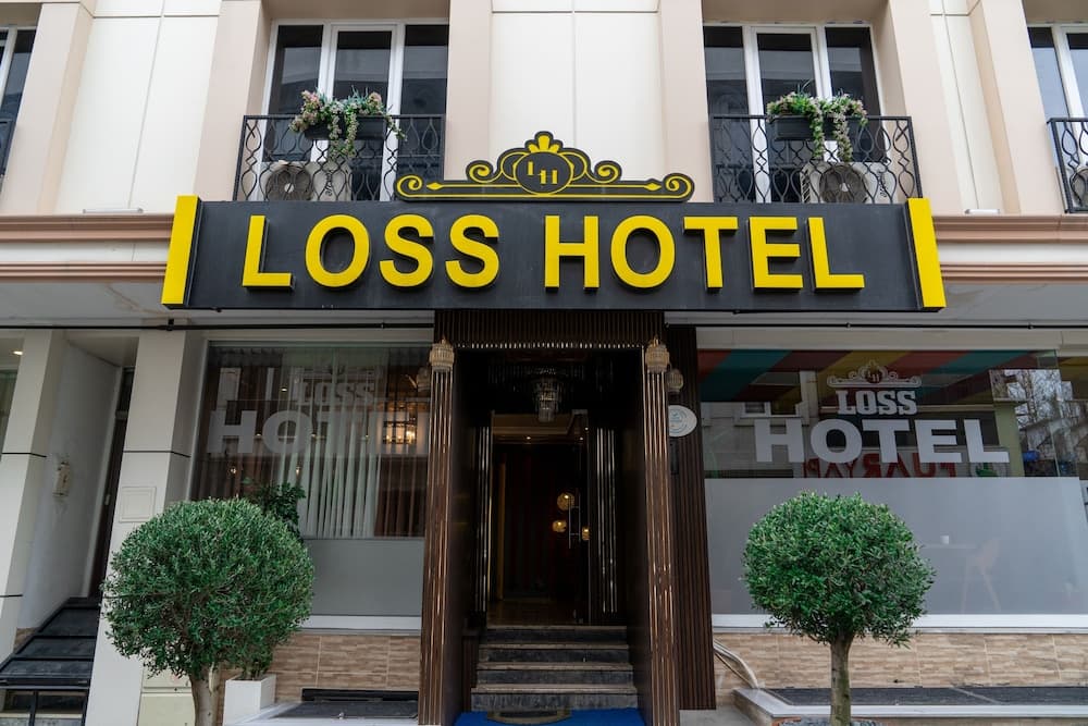 Loss Hotel - Image 2