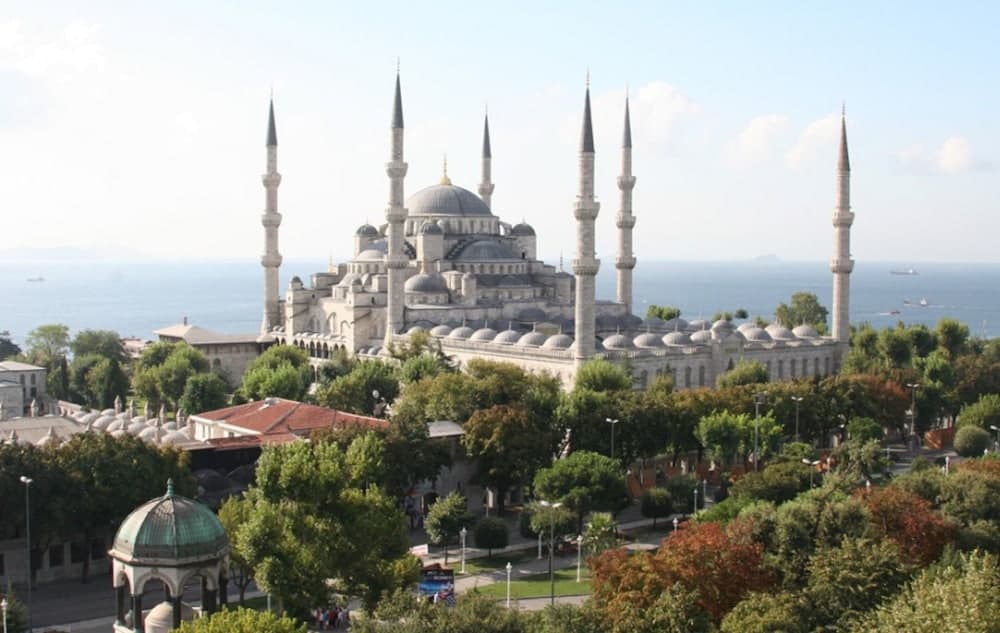 Emirhan Inn Apartment & Suites - Image 4