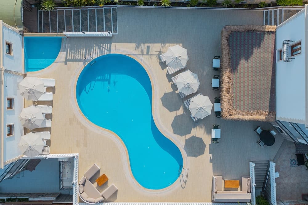 Queen Boutique Hotel - Image 3