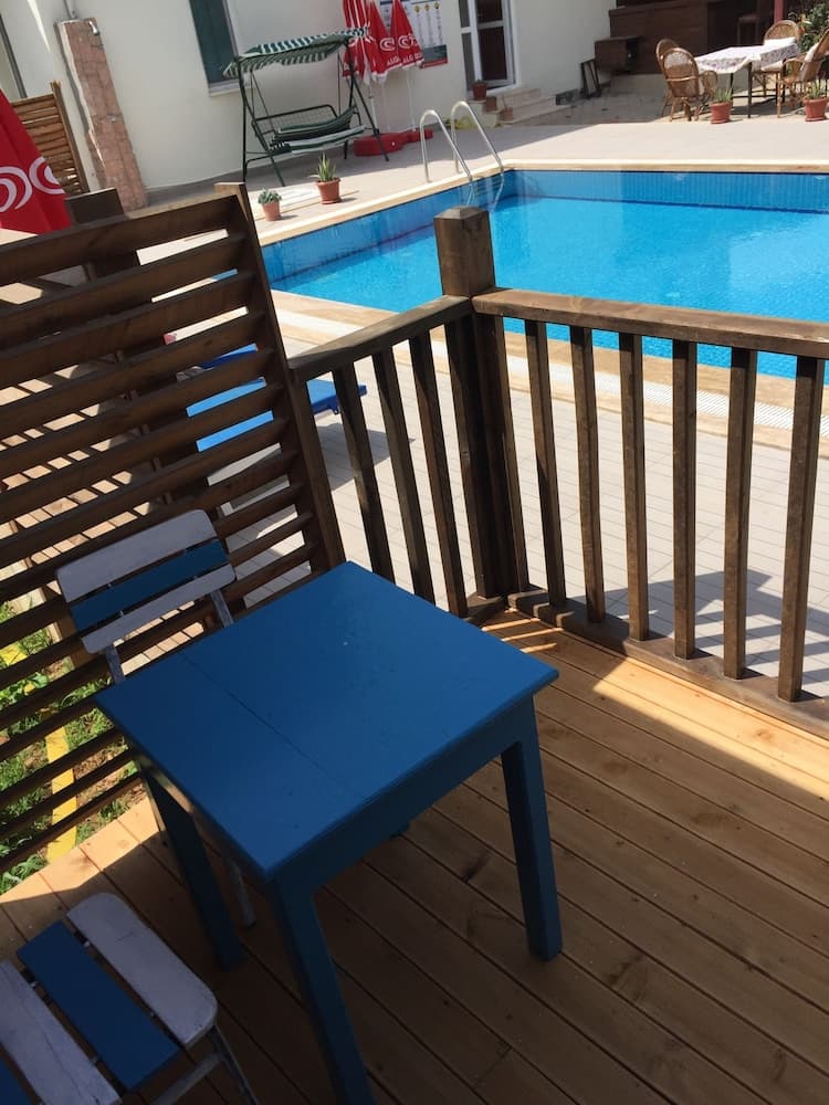 Dinc Otel - Image 1