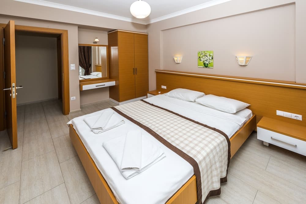Diana Residence - Image 1