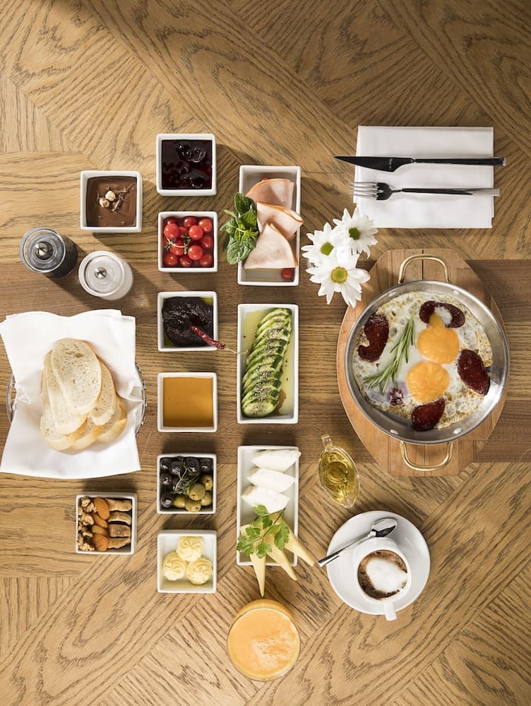 Nabu Hotel - Image 4