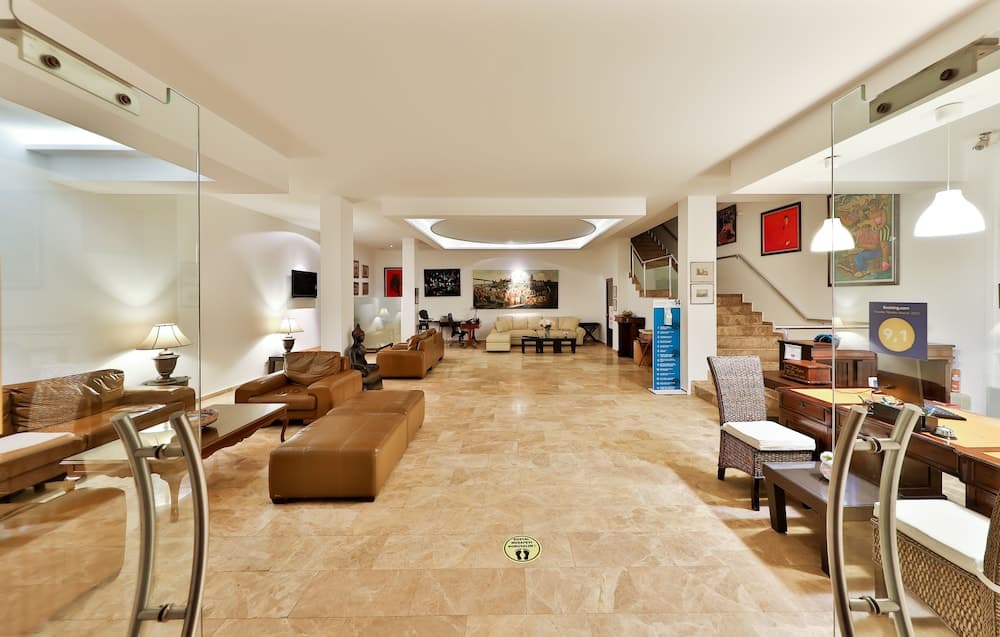 Gardenia Hotel - Yetişkin Oteli - Image 1