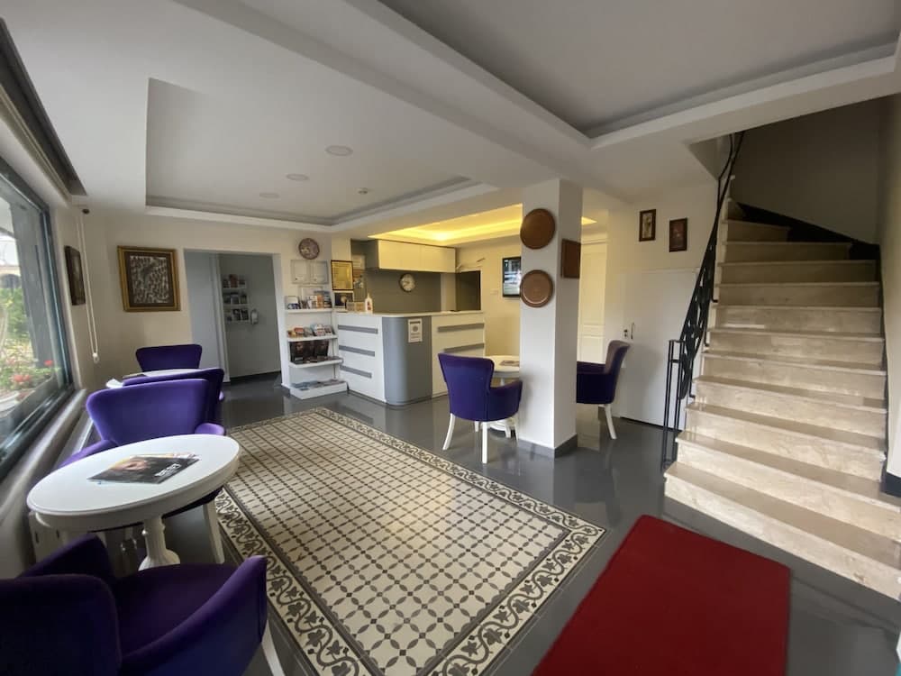 Spinel Hotel - Image 2