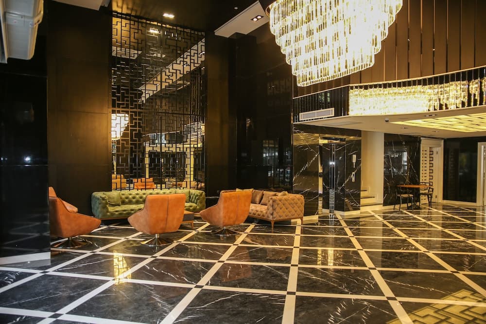 New Gate Hotel - Image 4