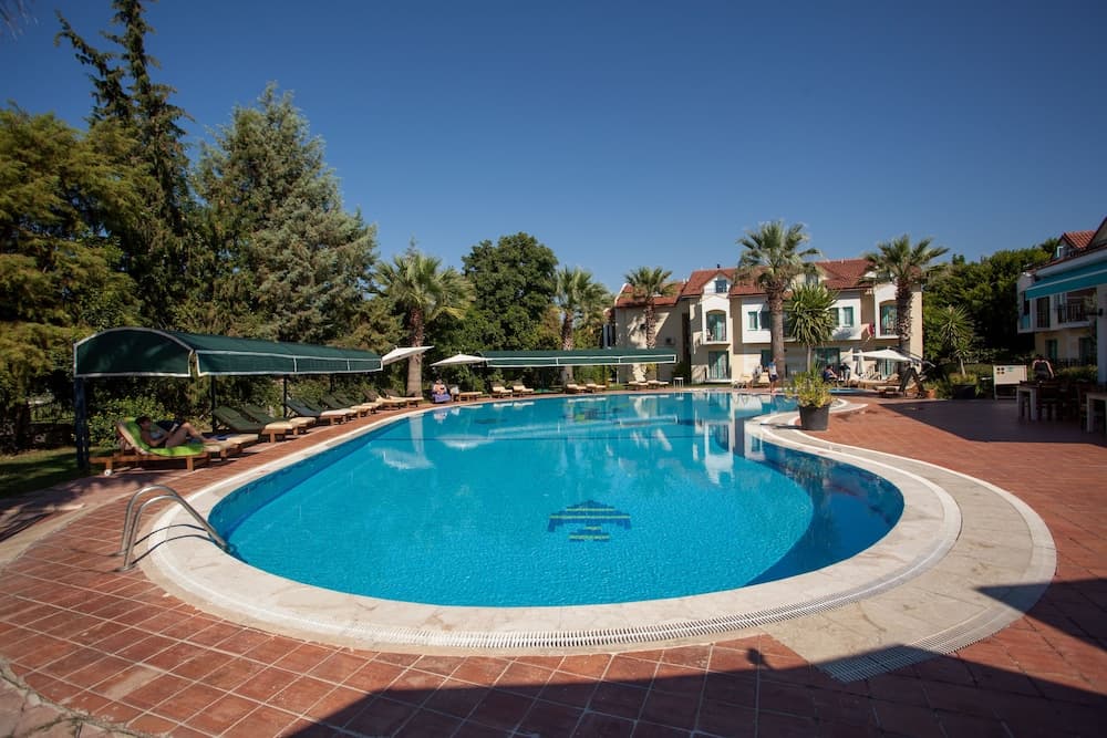 Rebin Beach Otel - Image 2
