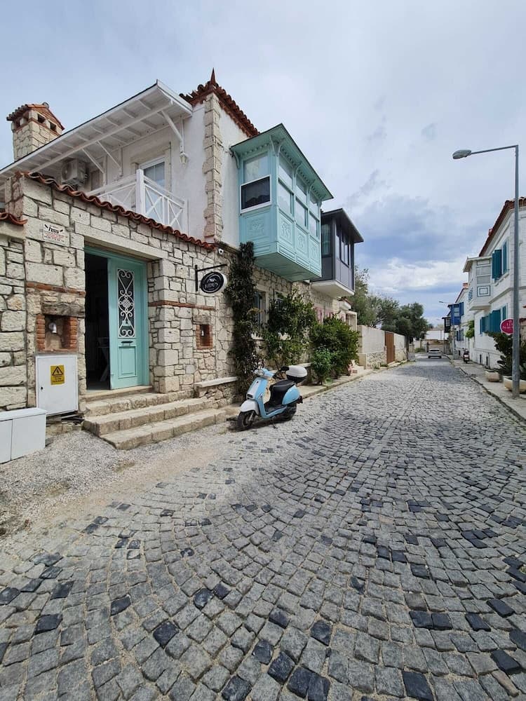 Nidus Alaçatı (+12 Yetişkinlere Özel) - Image 1