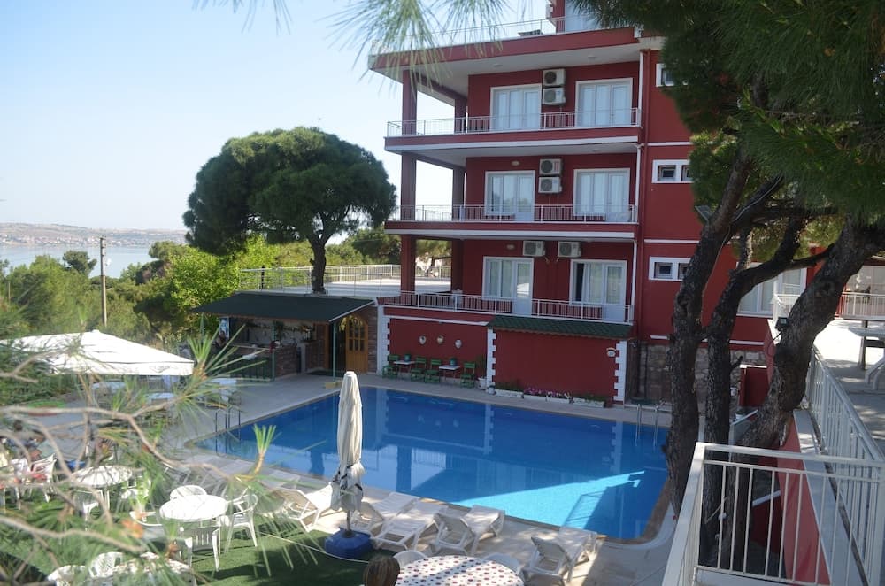 Tunc Otel
