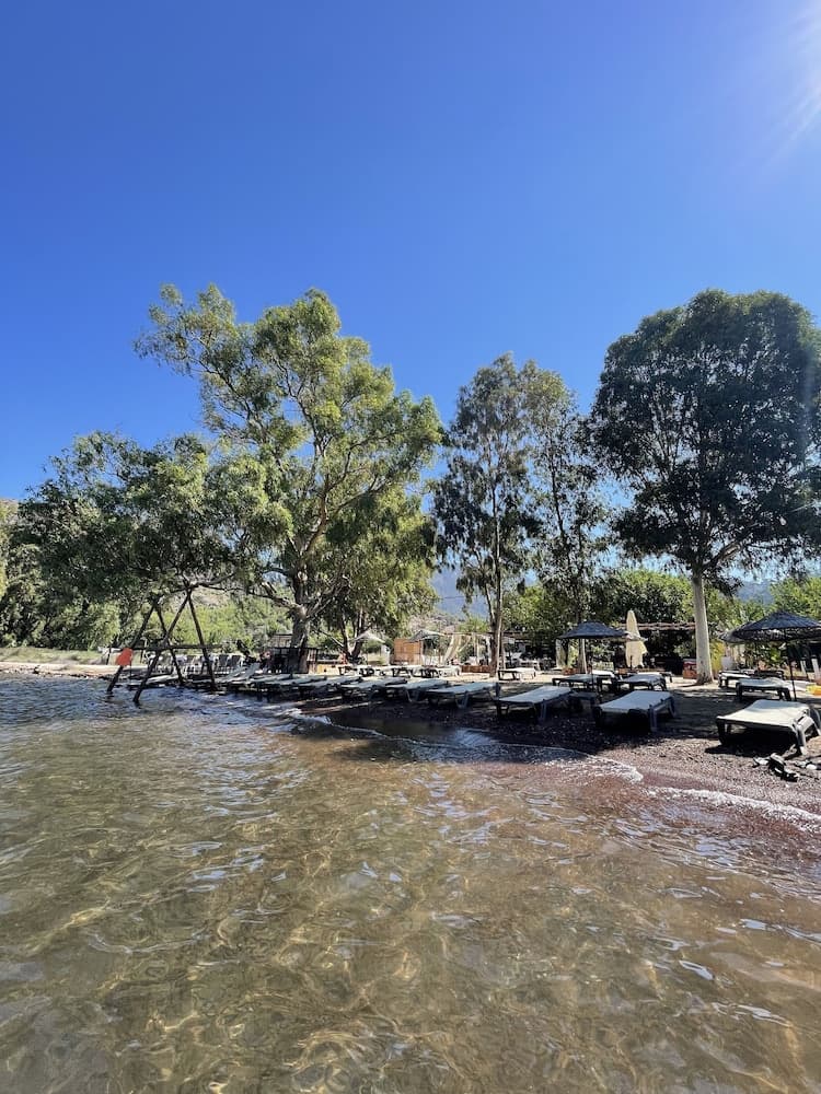 Marimare Beach & Bungalow Otel - Image 1