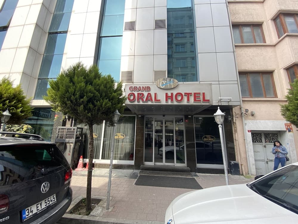 Grand Oral Otel - Image 1