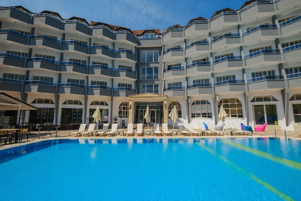 Selen Hotel Icmeler