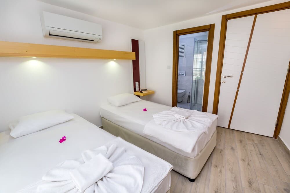 Defne Hotel - Image 4