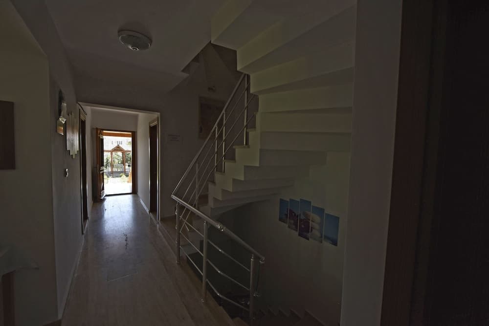 Le Mansion Otel