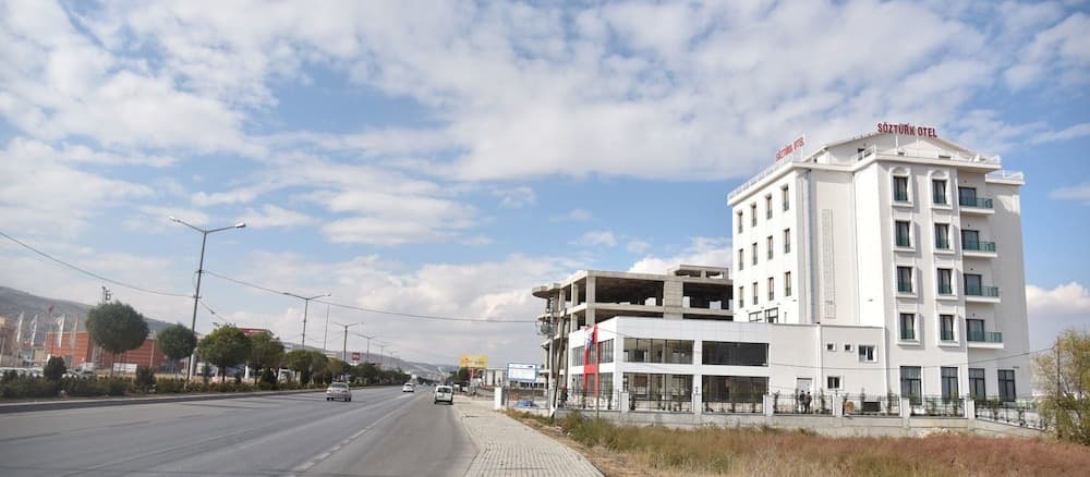 Sozturk Otel - Image 1