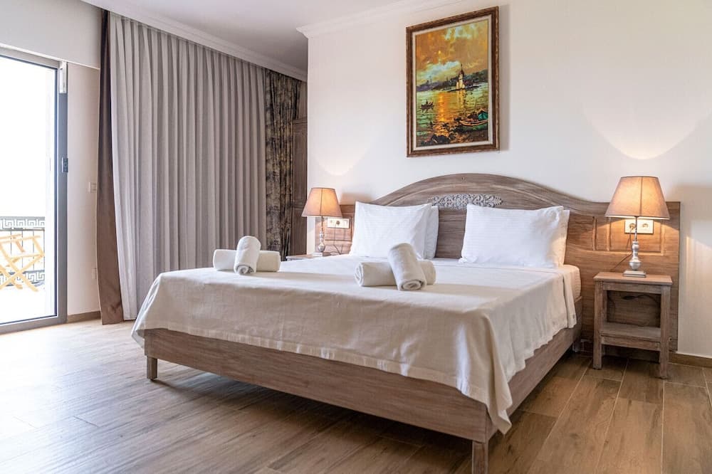 Luna's Alaçatı - Image 4