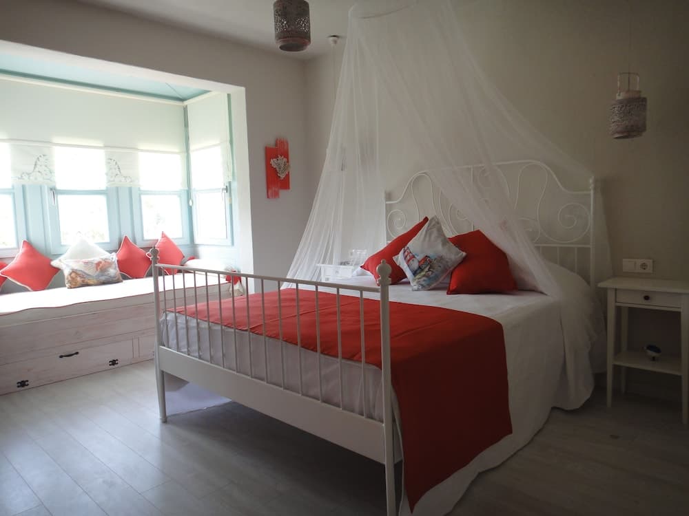 Cassiopeia Hotel Alacati - Image 3