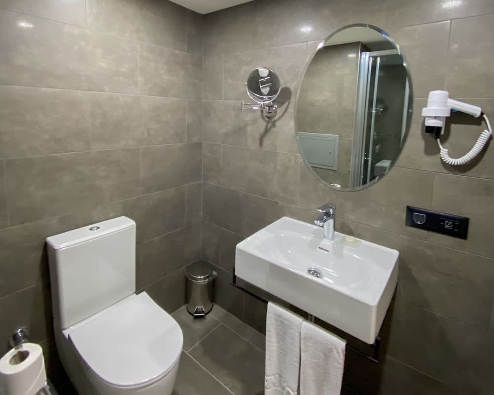 Eresin Hotels Express - Image 3