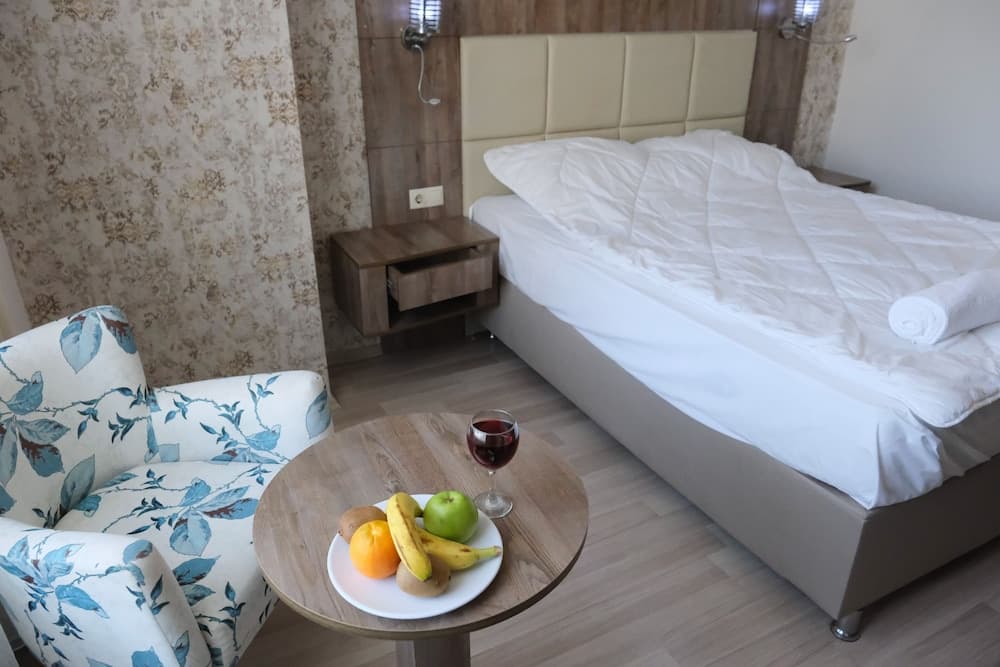 Karat Ayseli Otel - Image 2