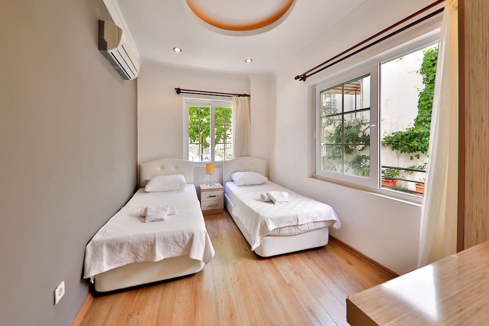 Bossa Nova Apart - Image 2