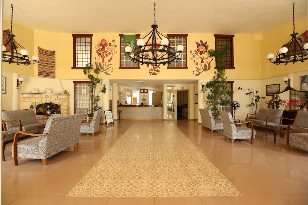 Mavruka Hotel - Image 3