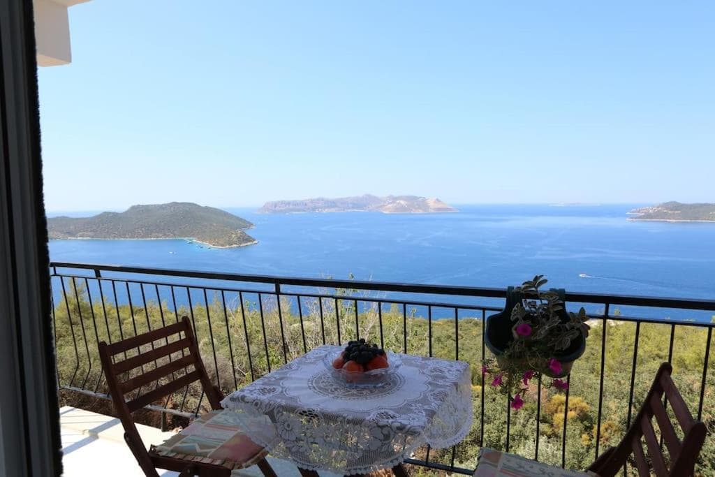 Kaş Ay Işığı Suit Apart - Image 1