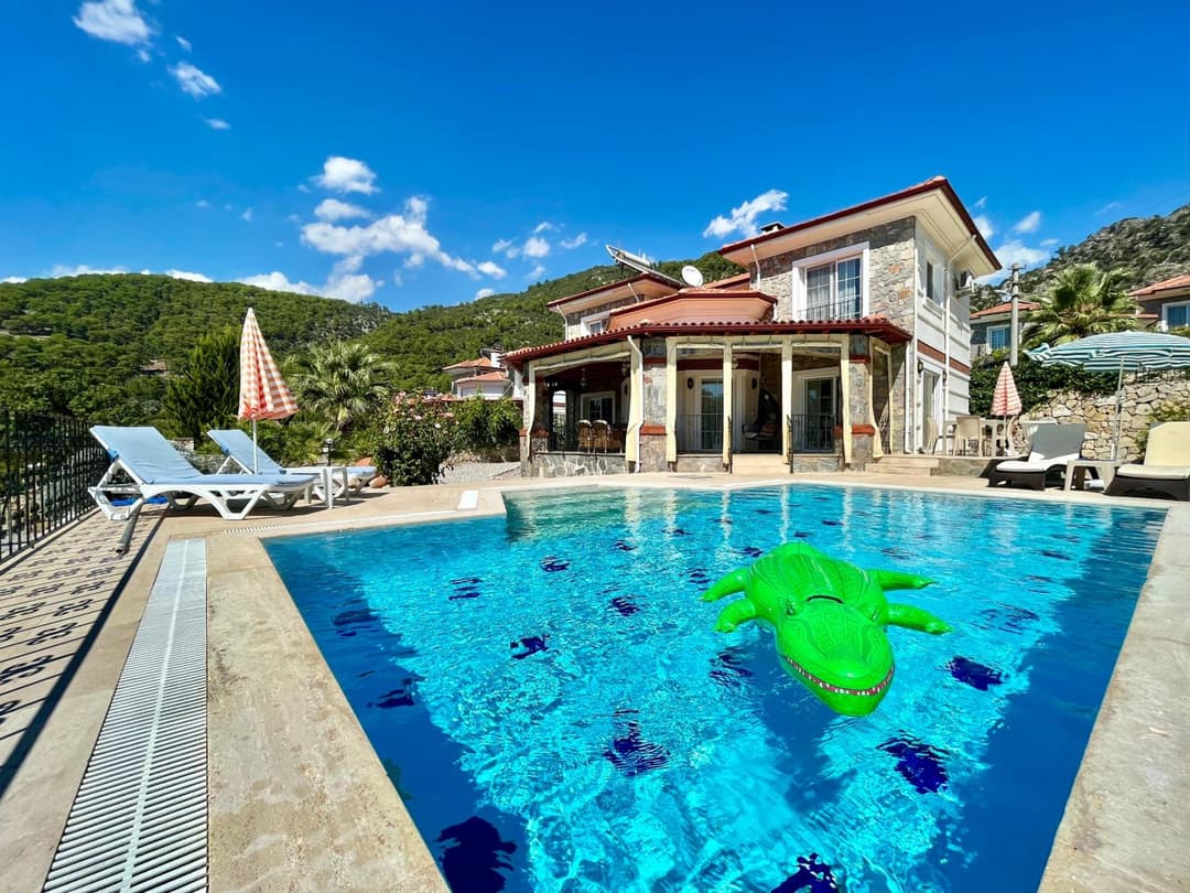 Private Pool - Private 1000m2 Garden, 4 Bedroom - 3 Bathroom - 8 Person, DETACHED Villas, Unlimited WiFi - Free Parking fotoğrafı