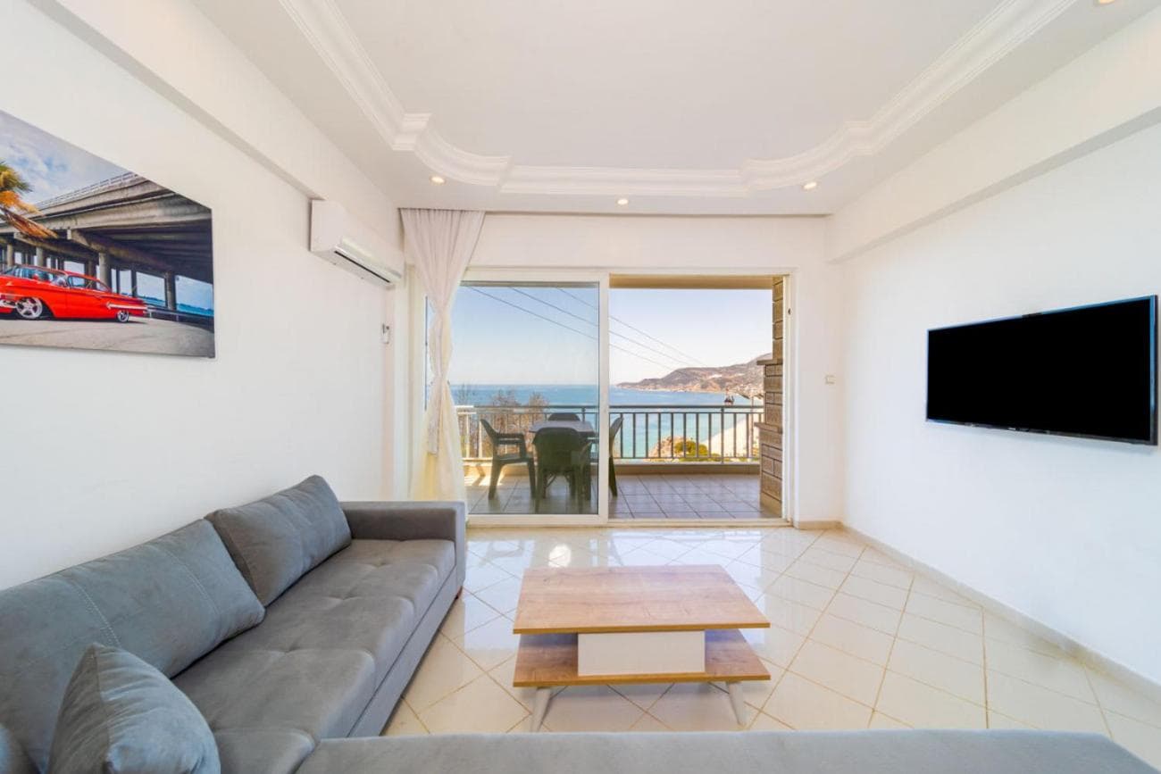 Lovely Flat with Sea and Nature View in Alanya - Image 1