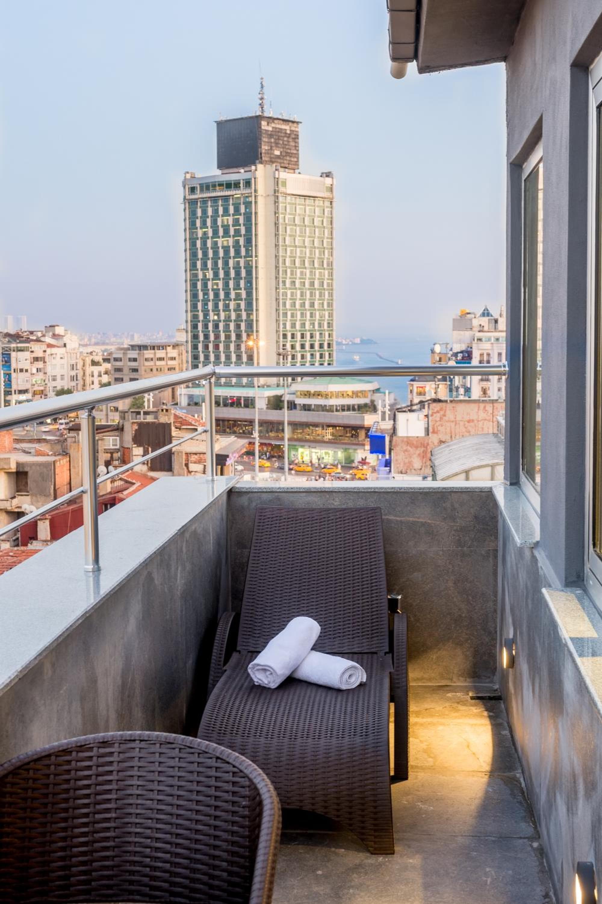 Seminal Hotel Taksim - Image 4