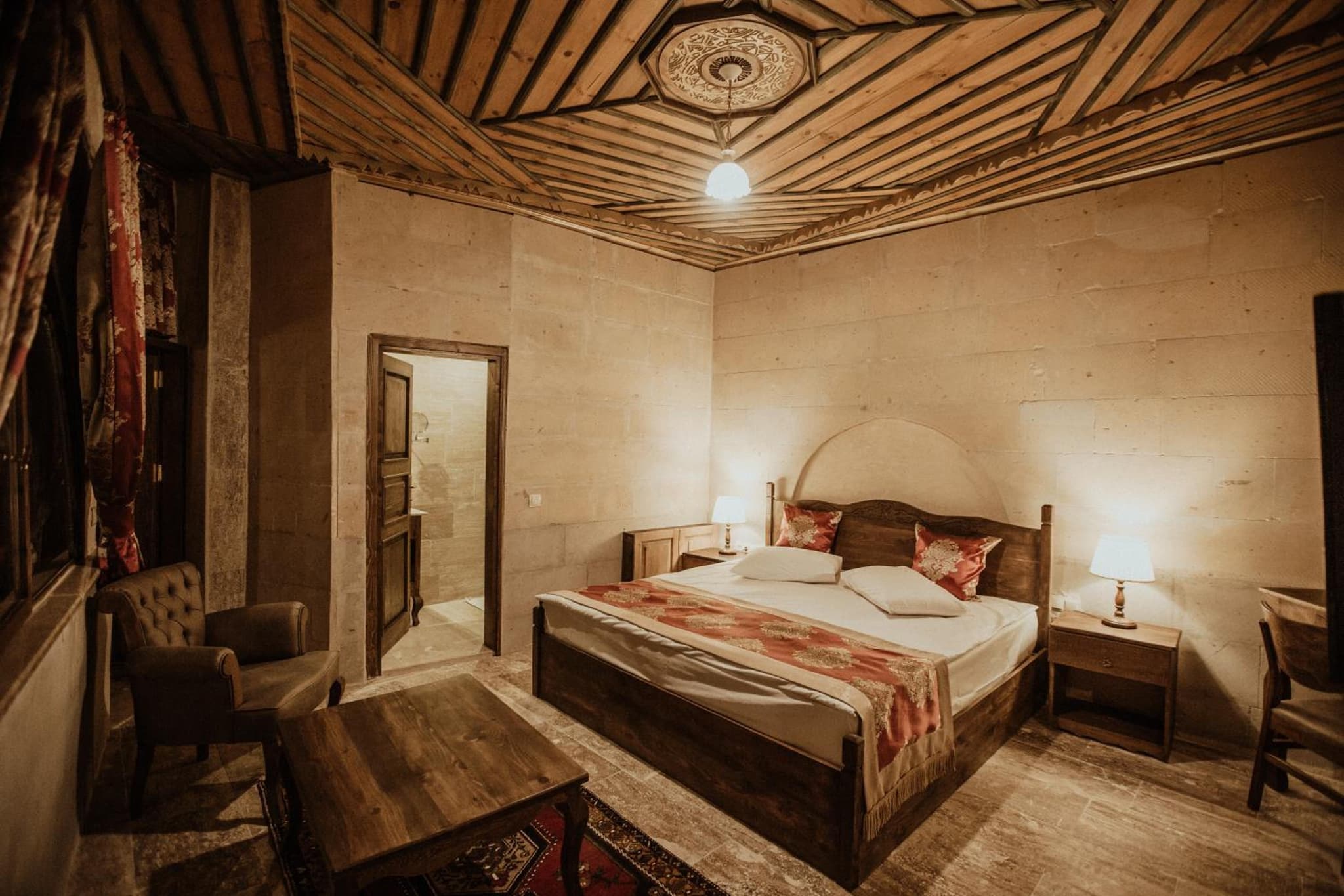 Alia Cave Hotel - Image 4