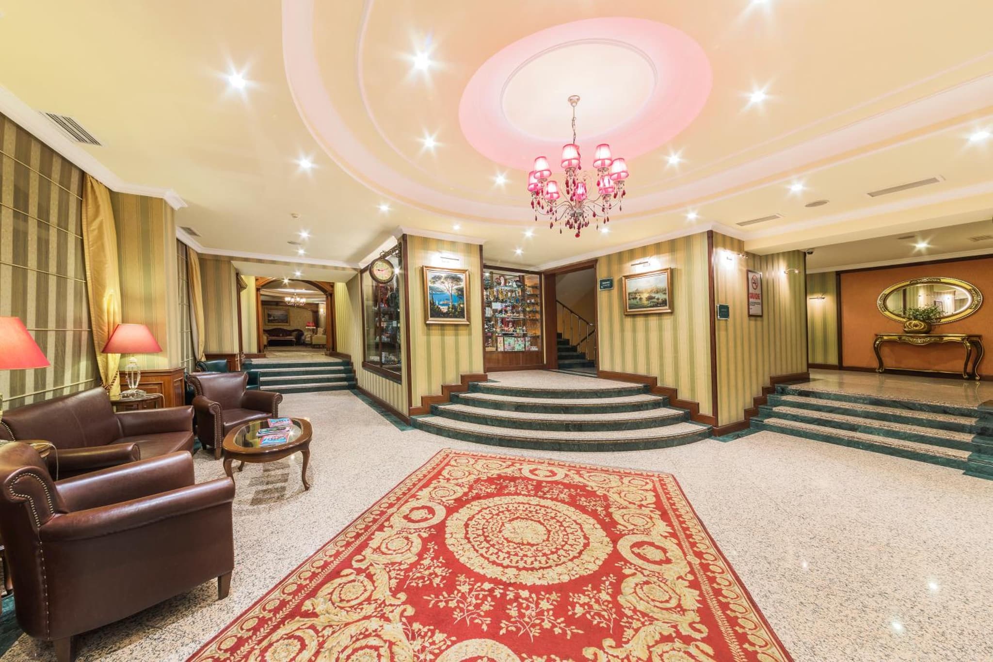 Grand Yavuz Hotel Sultanahmet - Image 4