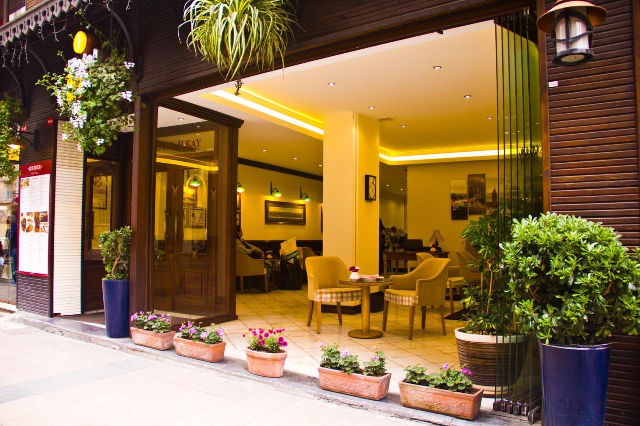 Ilkay Hotel - Image 1