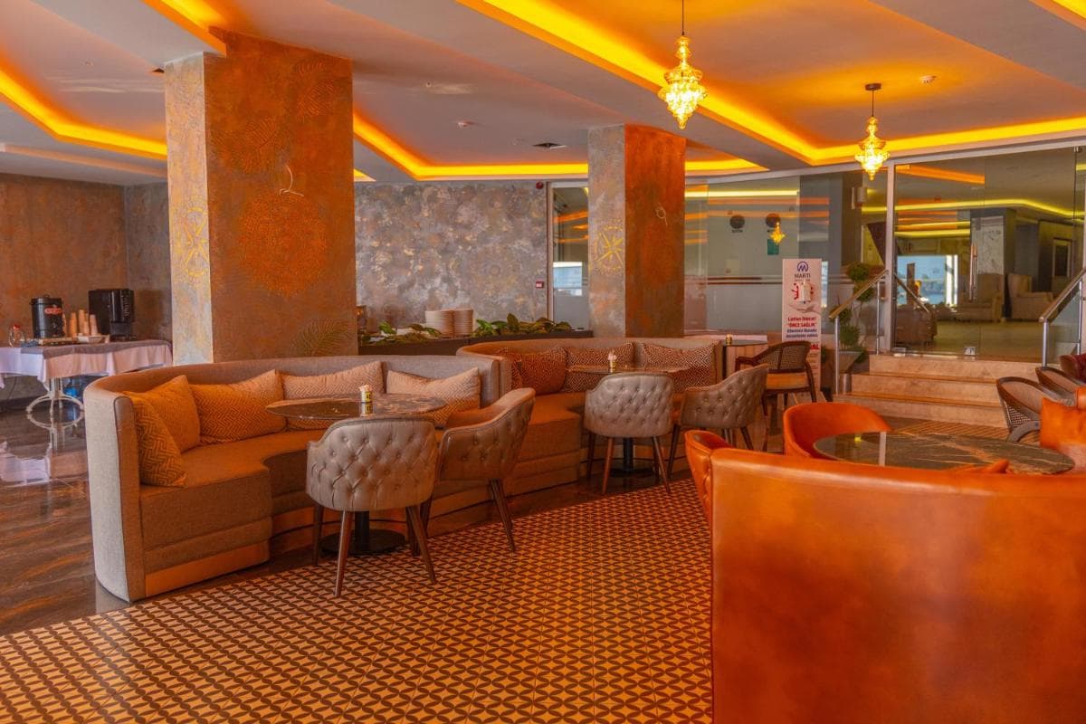 Marti Beach Hotel - Image 4