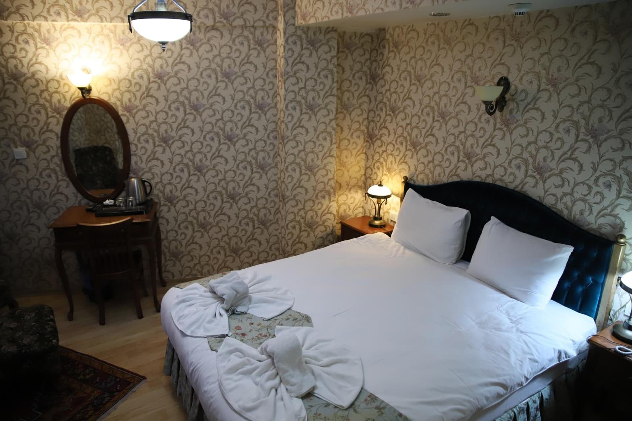 Basileus Hotel - Image 1