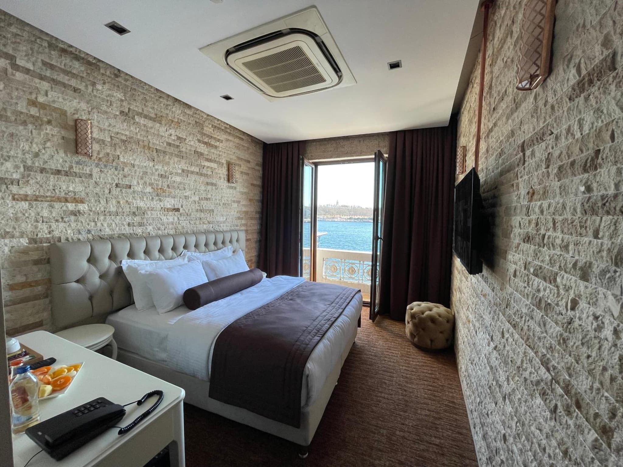 Weingart Port Deniz Kenarı - Image 4