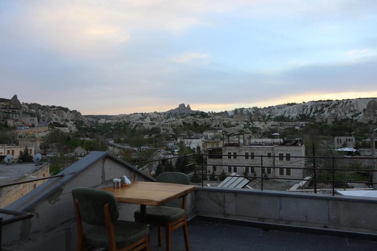 Sapphire Stone hotel - Image 2
