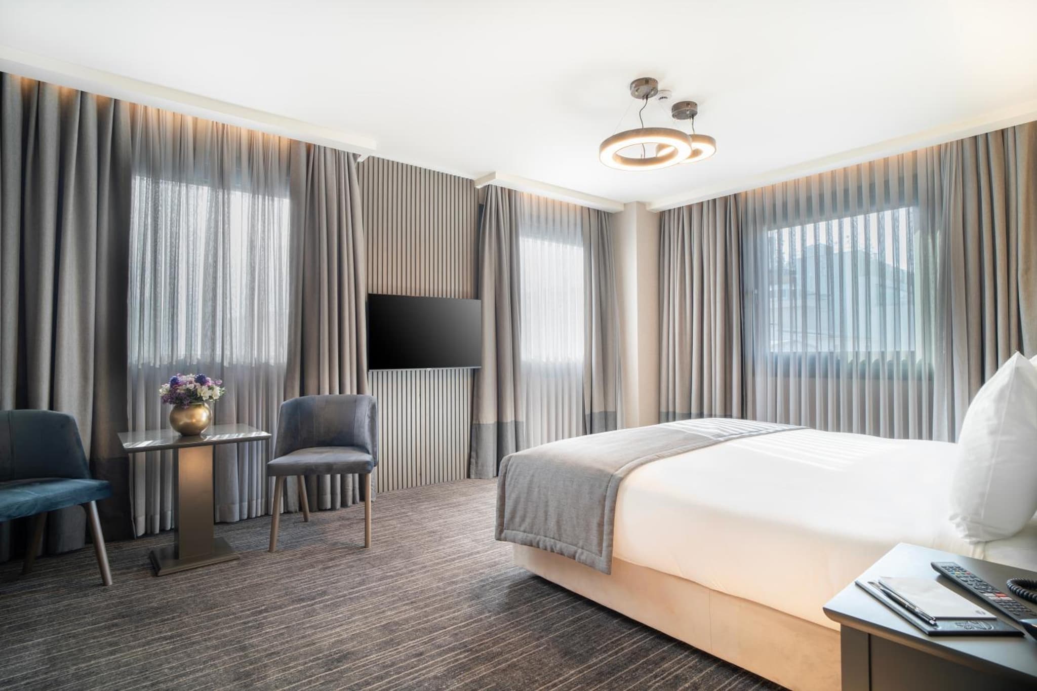 Arts Hotel Taksim - Image 2
