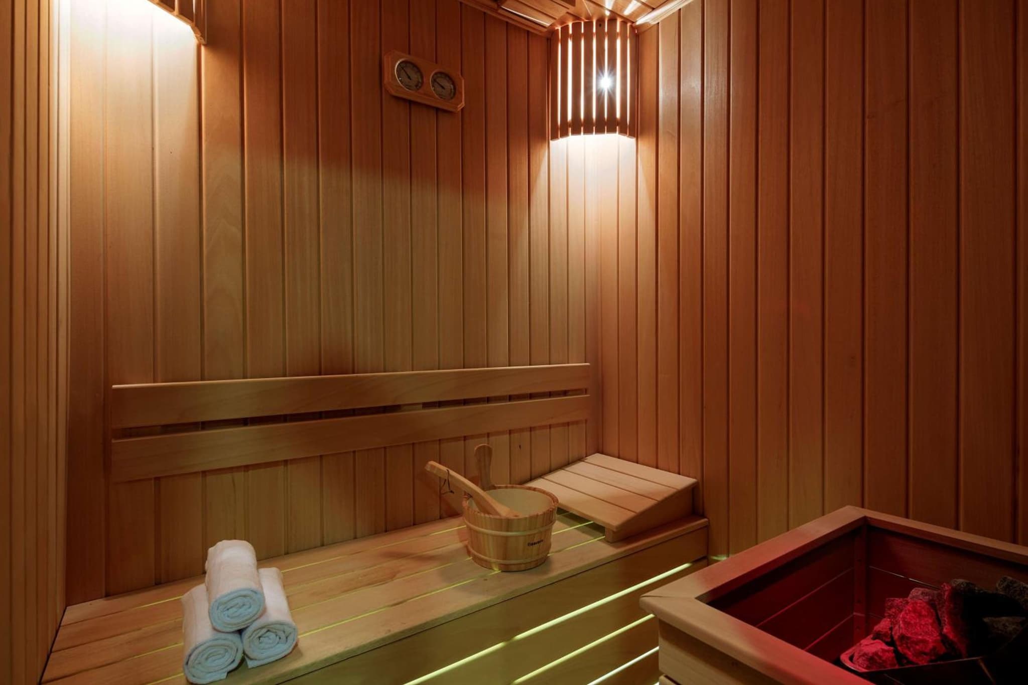 Hilton Garden Inn İstanbul Atatürk Havalimanı - Image 3