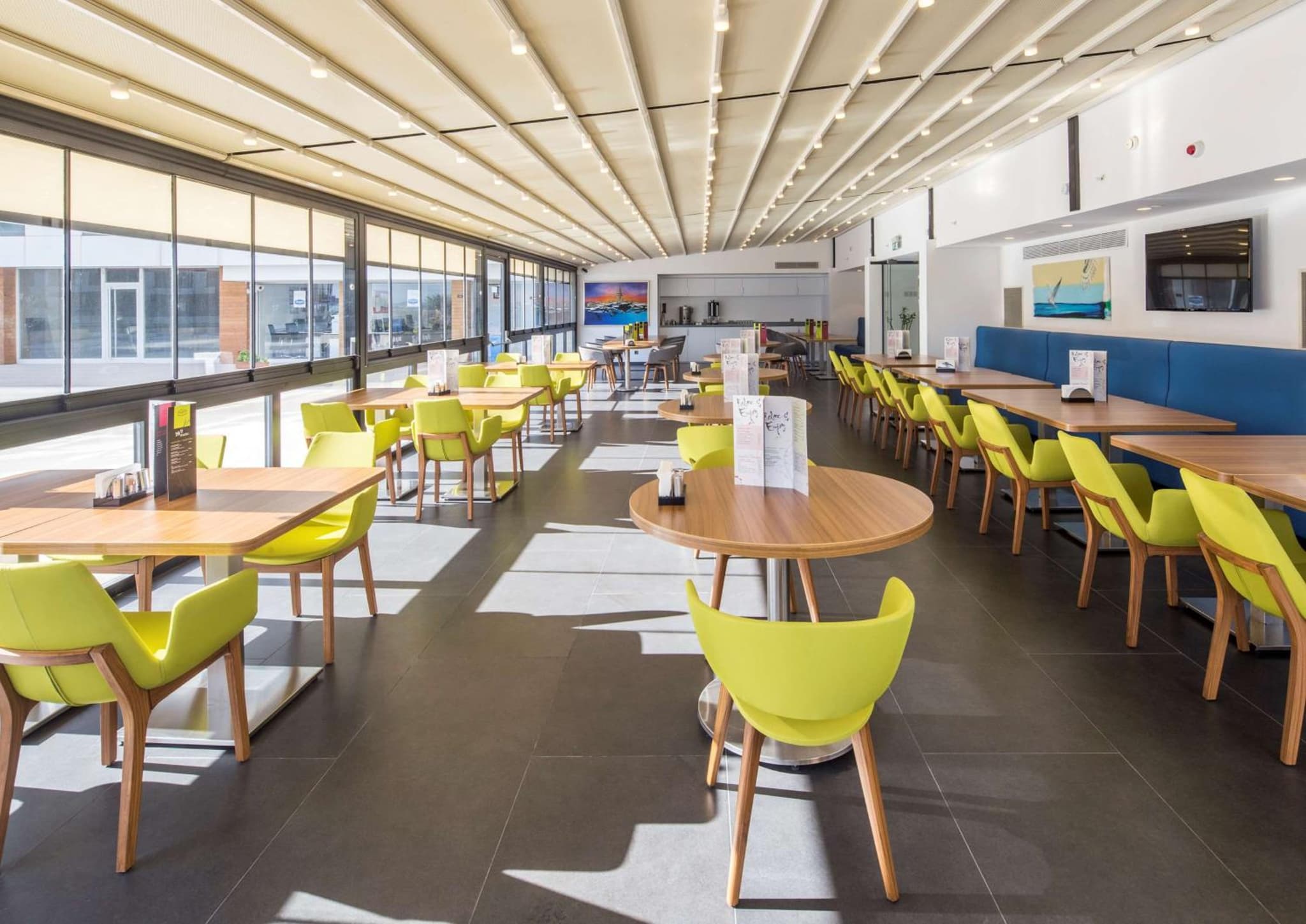 Hampton by Hilton Istanbul Kurtkoy - Image 2
