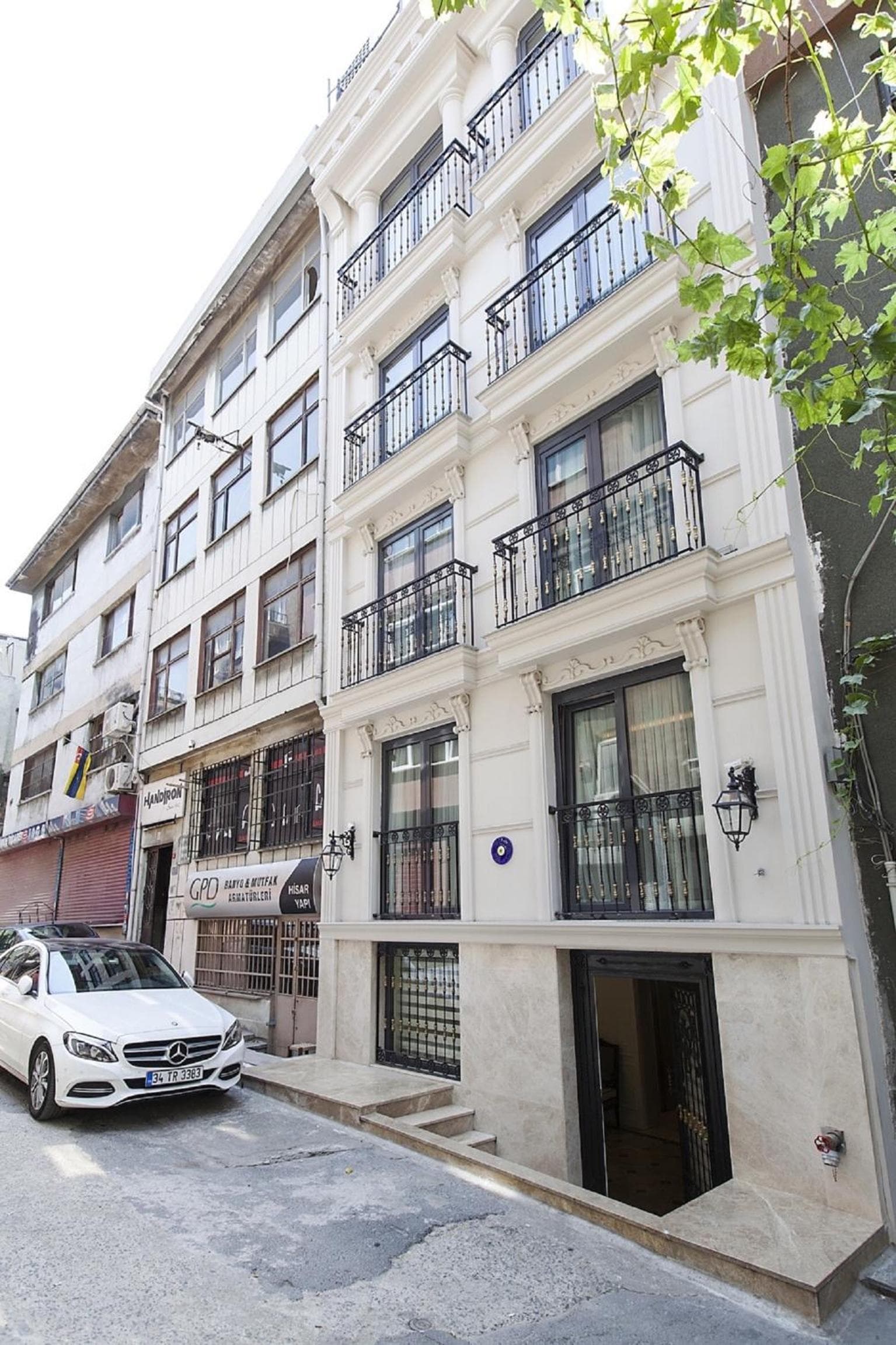 Perla Galata Otel - Image 1