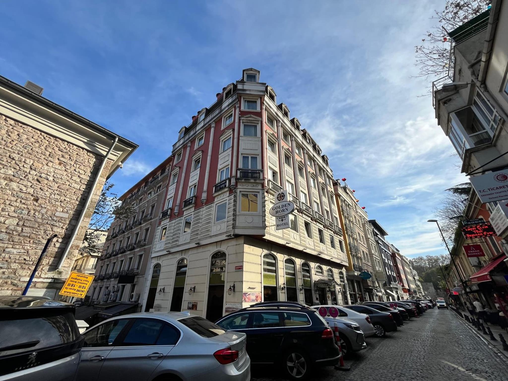 Golden Horn Hotel - Image 2