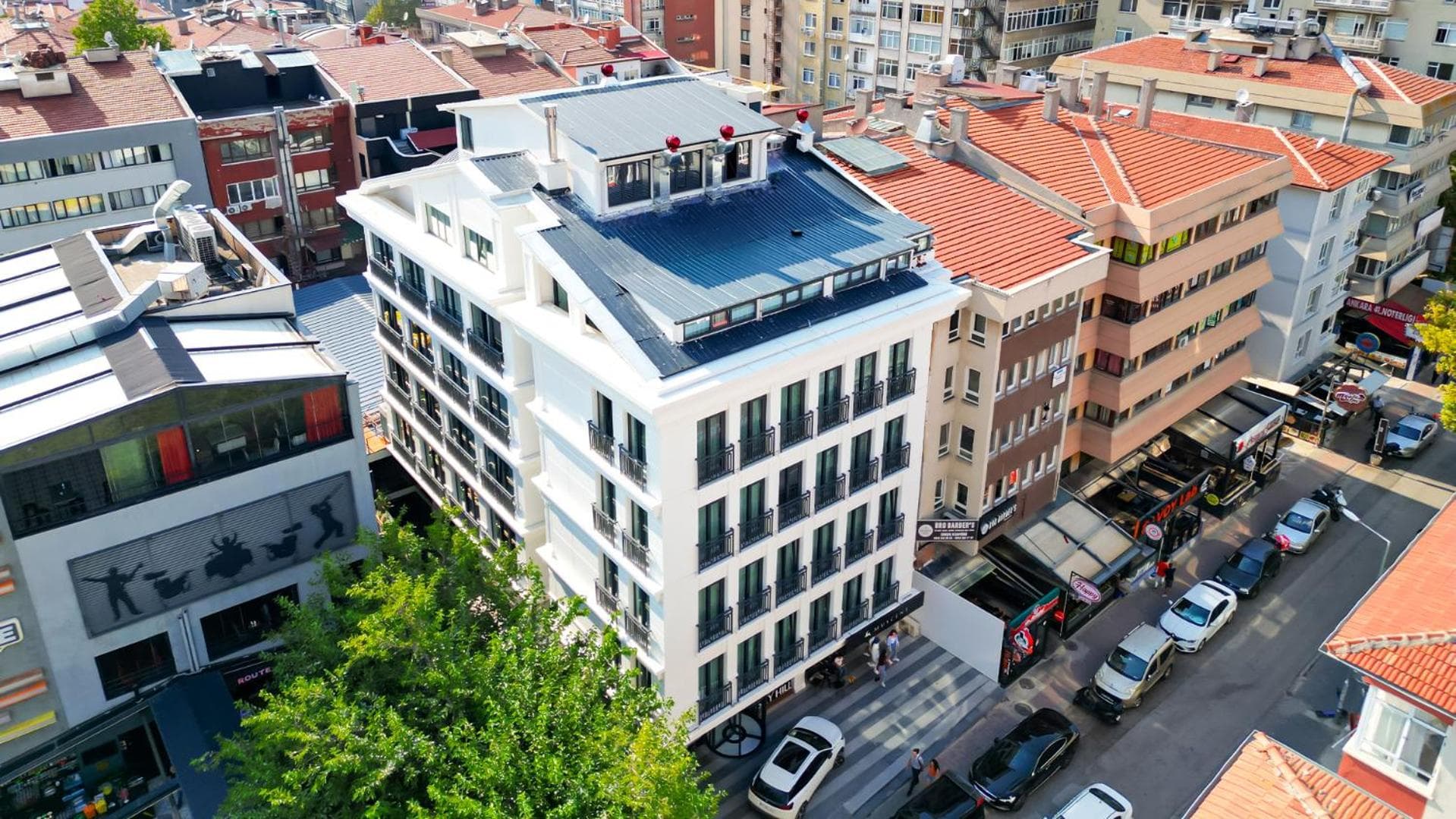 Sky Hill Hotel - Image 2