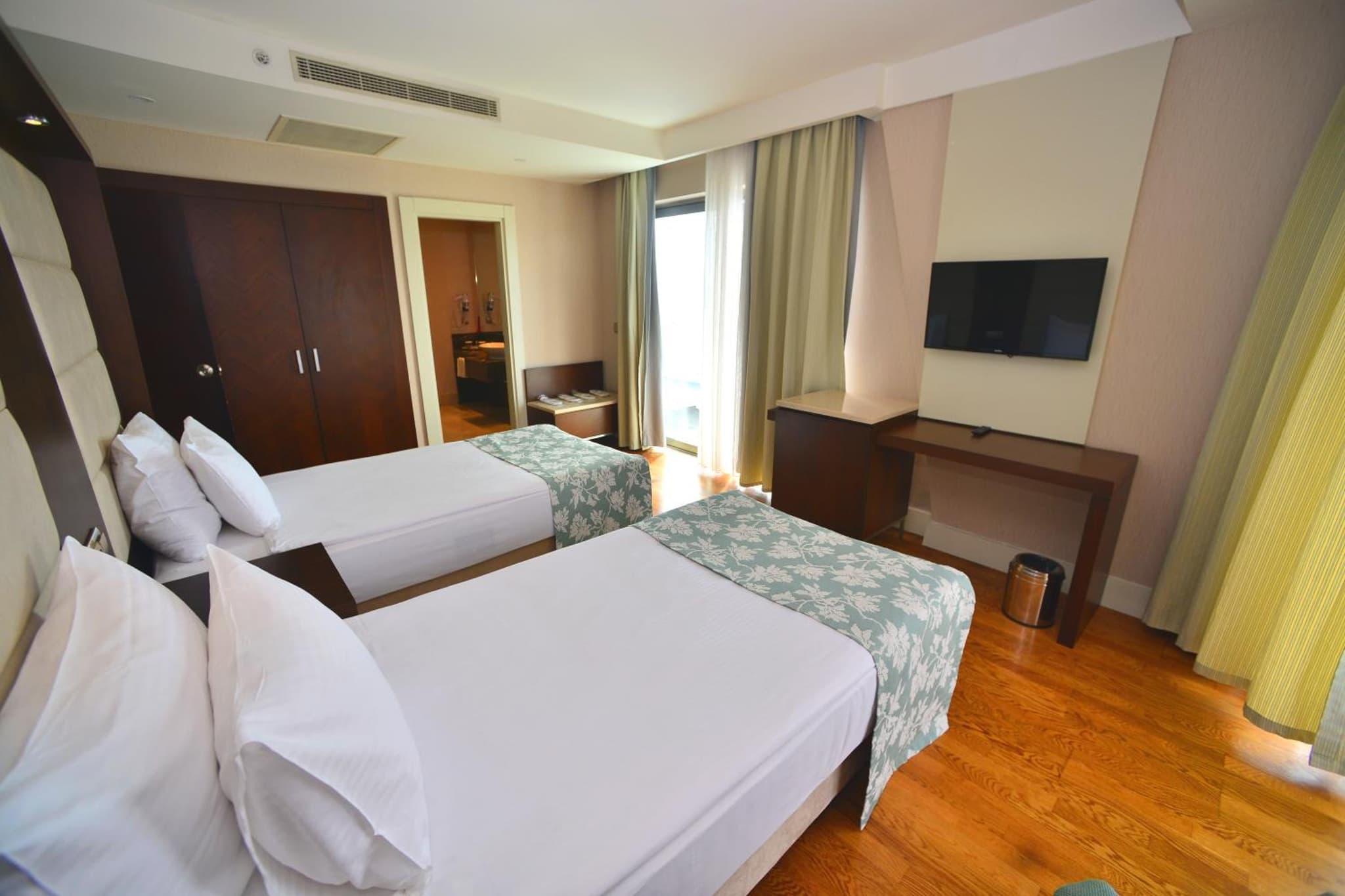 Ramada Plaza Antalya - Image 2