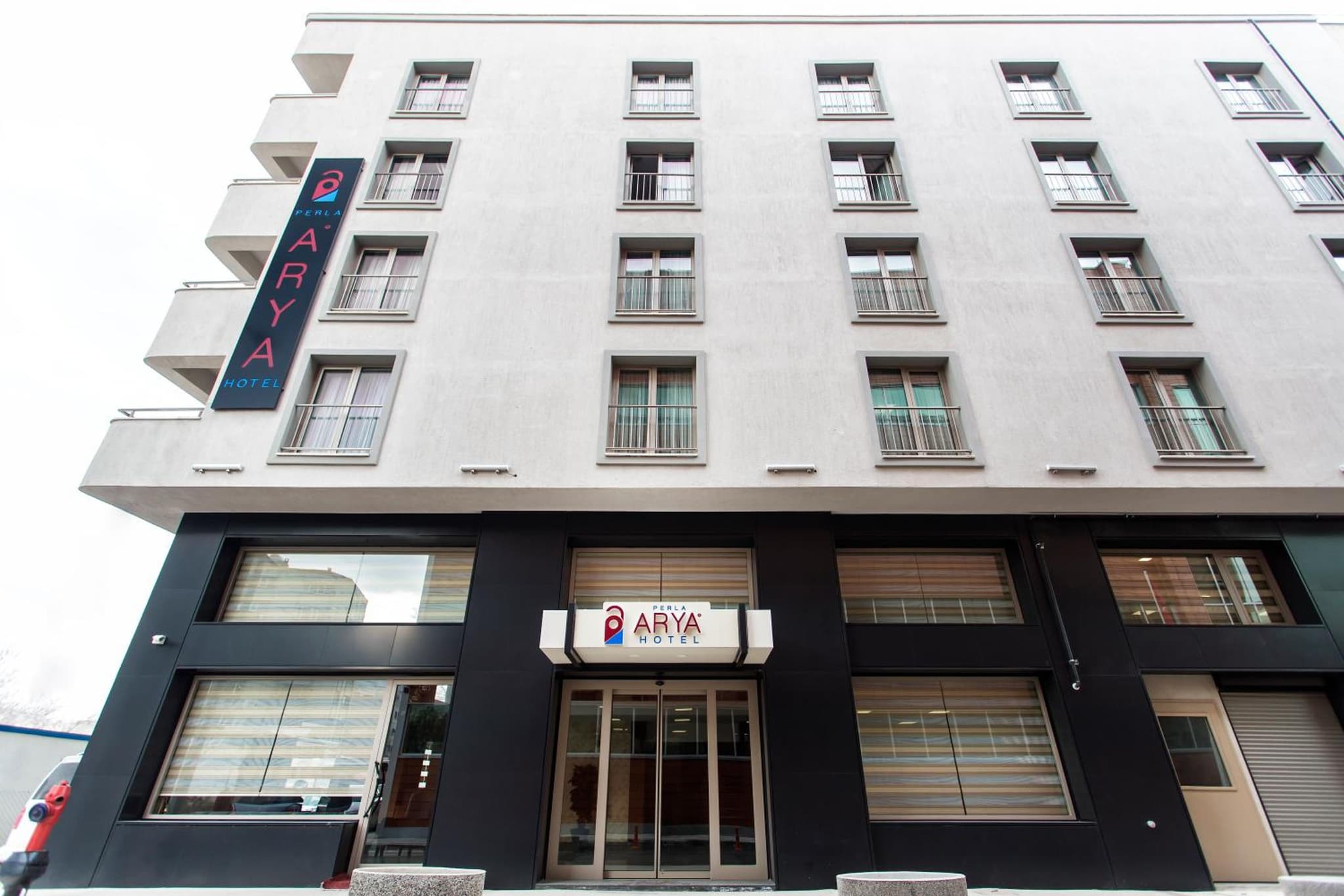 Perla Arya Hotel - Image 1